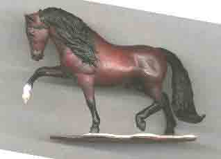 Andalusian stallion: String mane and tail. QH mare mold
